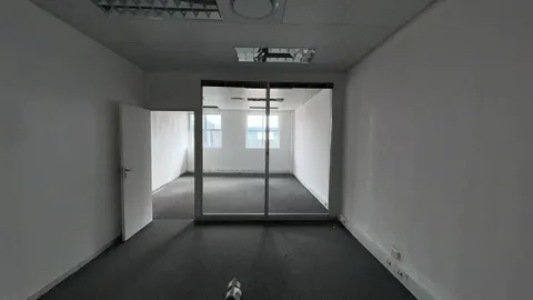 unit 57 frazz business park (29).